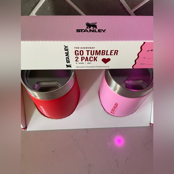 Stanley Valentine’s day edition- The everyday Go Tumbler 2-pack - Picture 8 of 9